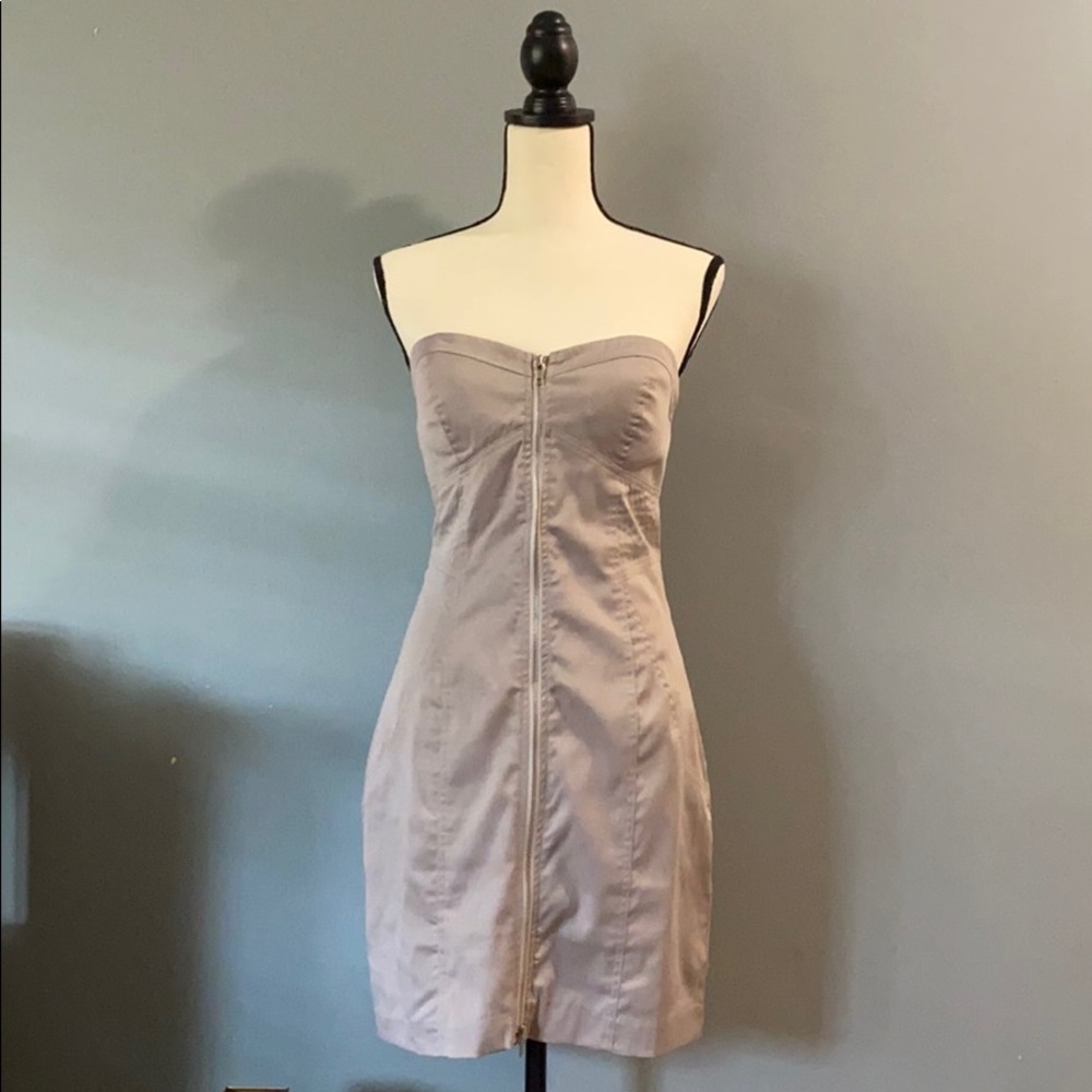 Grey strapless dress